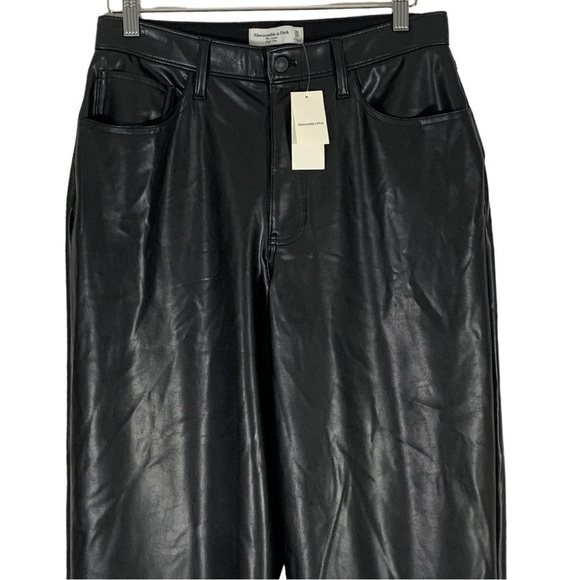 NEW Abercrombie & Fitch Faux Leather High Waist Wide Straight leg Pants Size 30 - Picture 4 of 9